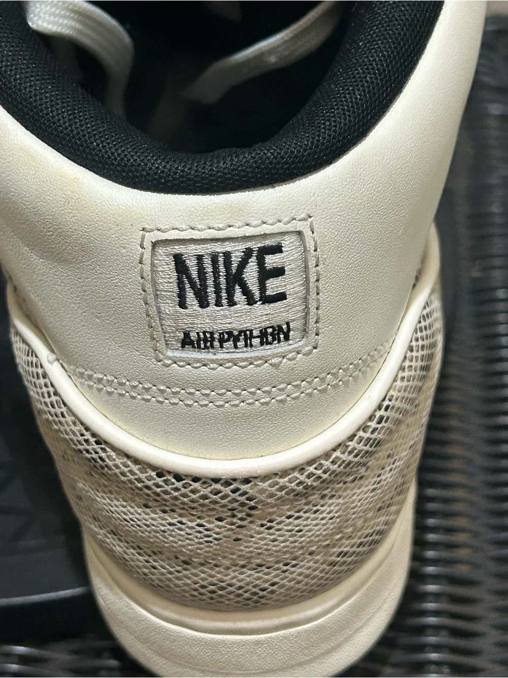 Size 7.5 Nike Air Python Sail 705067-100